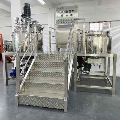 Miscelatore emulsionante a vuoto di precisione 220V / 380V macchina per la produzione di crema per il corpo