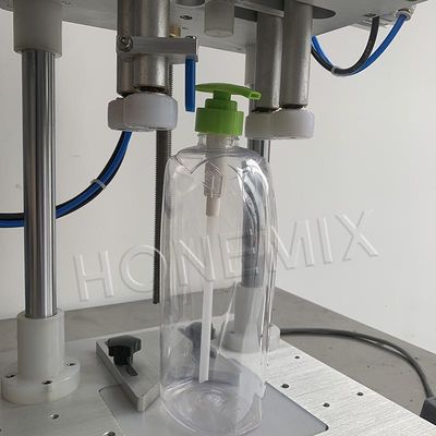 80W semiautomatica Spray Bottiglia Capping Machine 220V / 50Hz Voltaggio