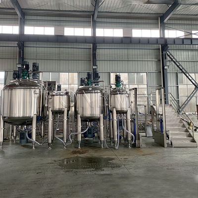 Macchine per la preparazione di pasta dentale