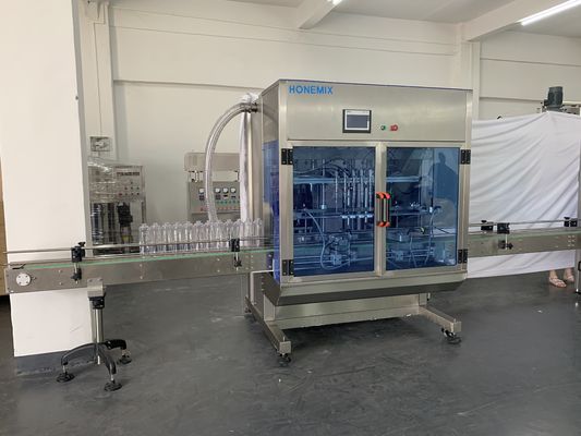 Cosmetici Cream Lotion Machine di riempimento Sei ugelli di riempimento Capping Machine