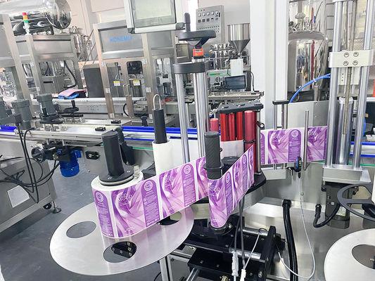 Macchina di avvitatura automatica per il riempimento di creme per lozione corporea