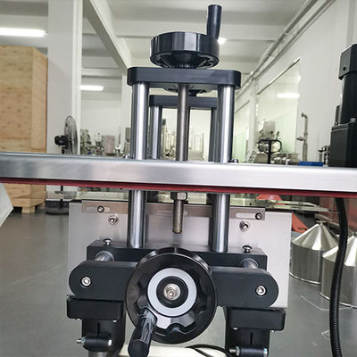 Cintura trasportatrice di trasferimento di bottiglie per attrezzature ausiliarie sicure